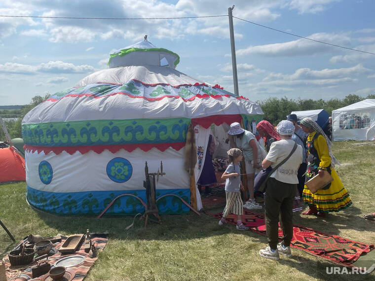 В Челябинской области проходит Всероссийский Бажовский фестиваль. Фото, видео